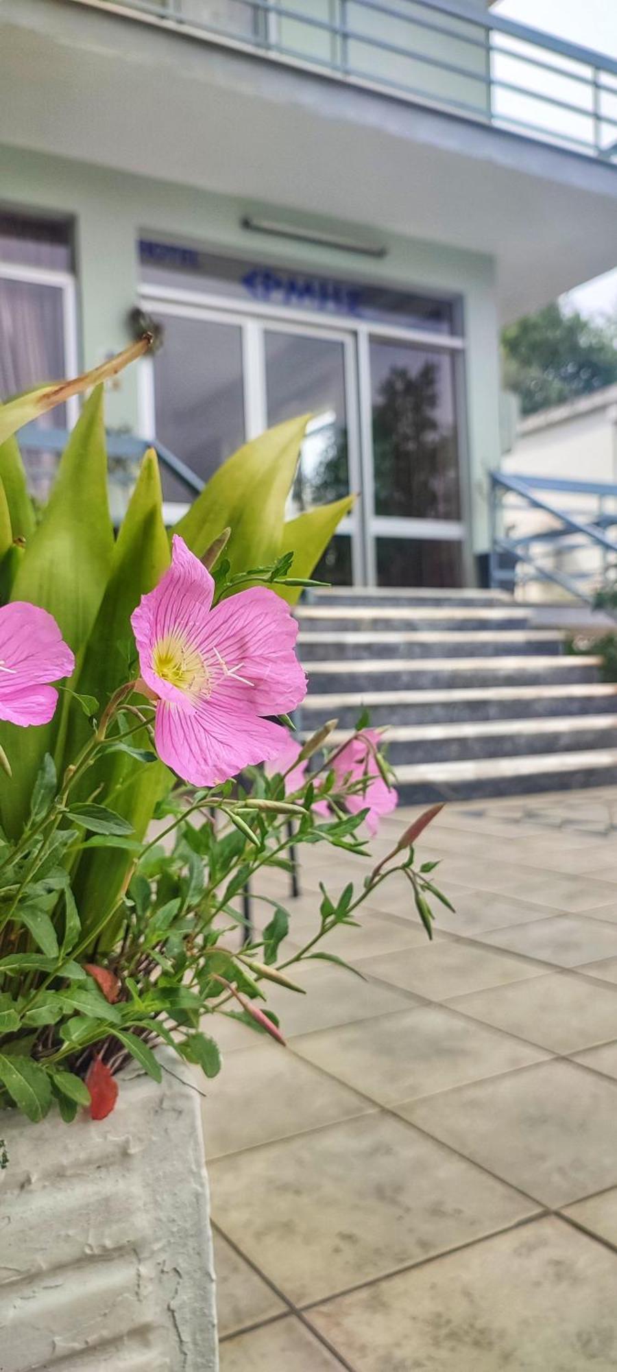 Ermis Hotel Loutra Ipatis Exterior photo