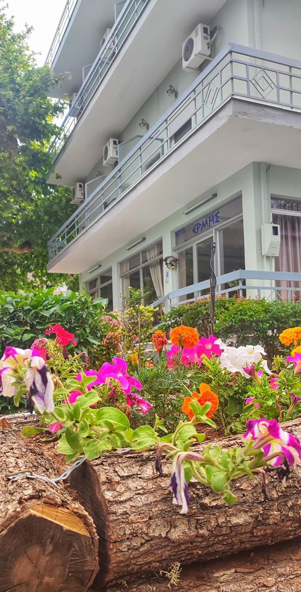 Ermis Hotel Loutra Ipatis Exterior photo