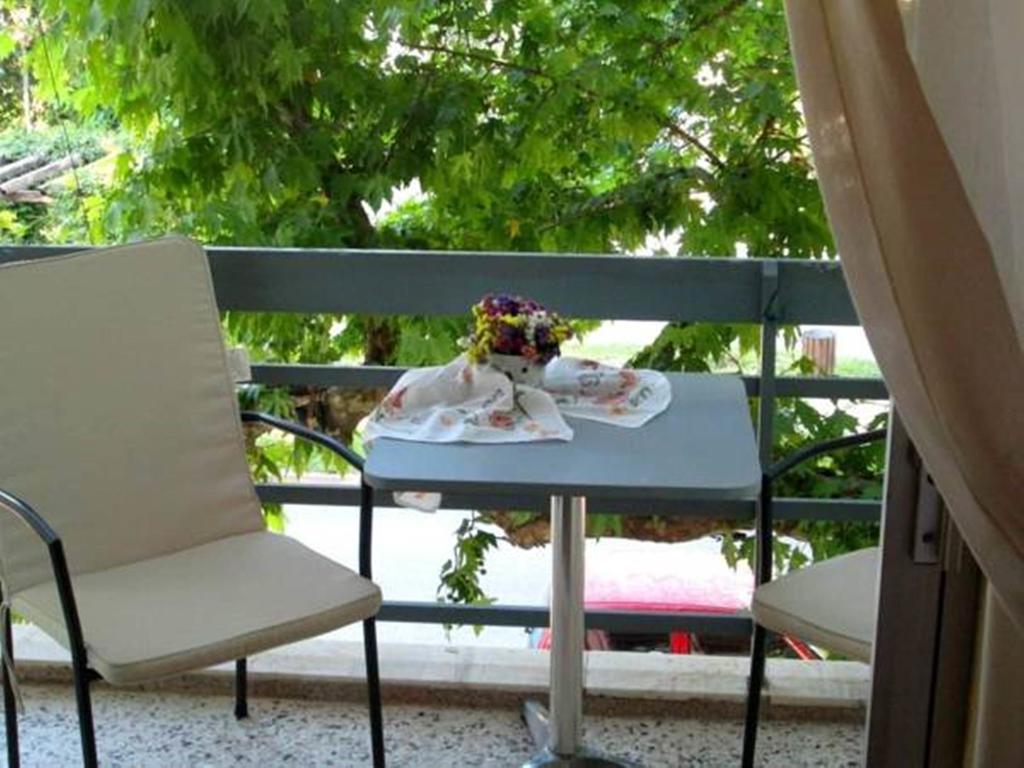 Ermis Hotel Loutra Ipatis Exterior photo